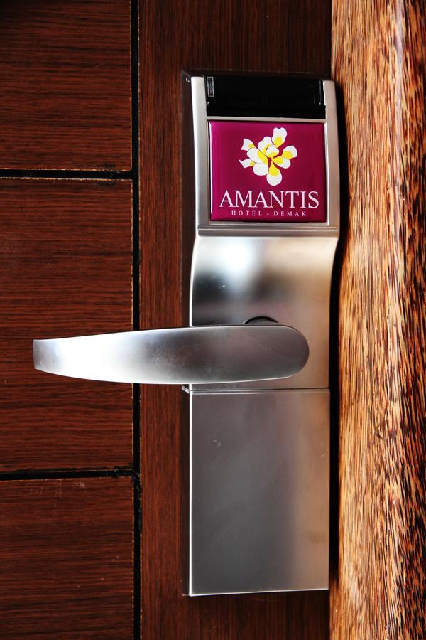Amantis Hotel Demak Exterior photo